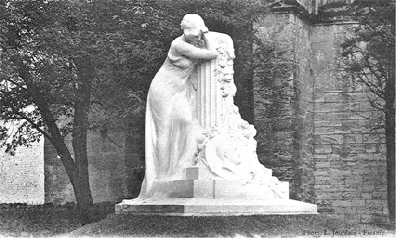 Jean Lorrain funeral Monument funéraire in Fécamp